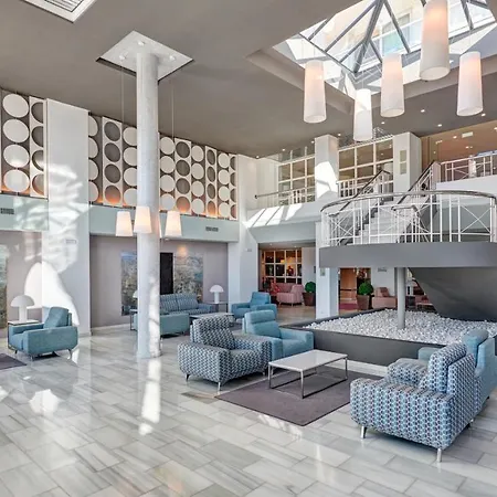 Protur Vista Badia Aparthotel 4*