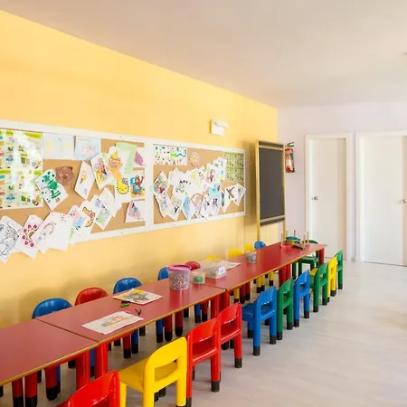 Aparthotel Protur Vista Badia 4*