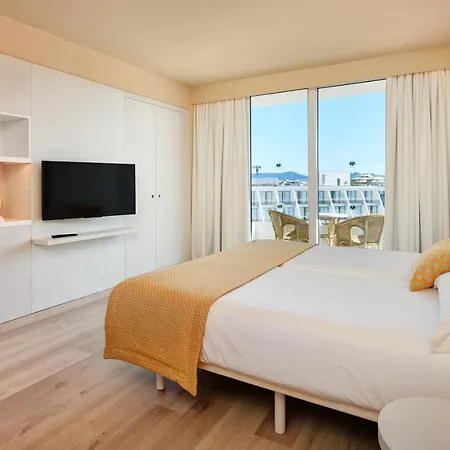 Protur Vista Badia Aparthotel 4*